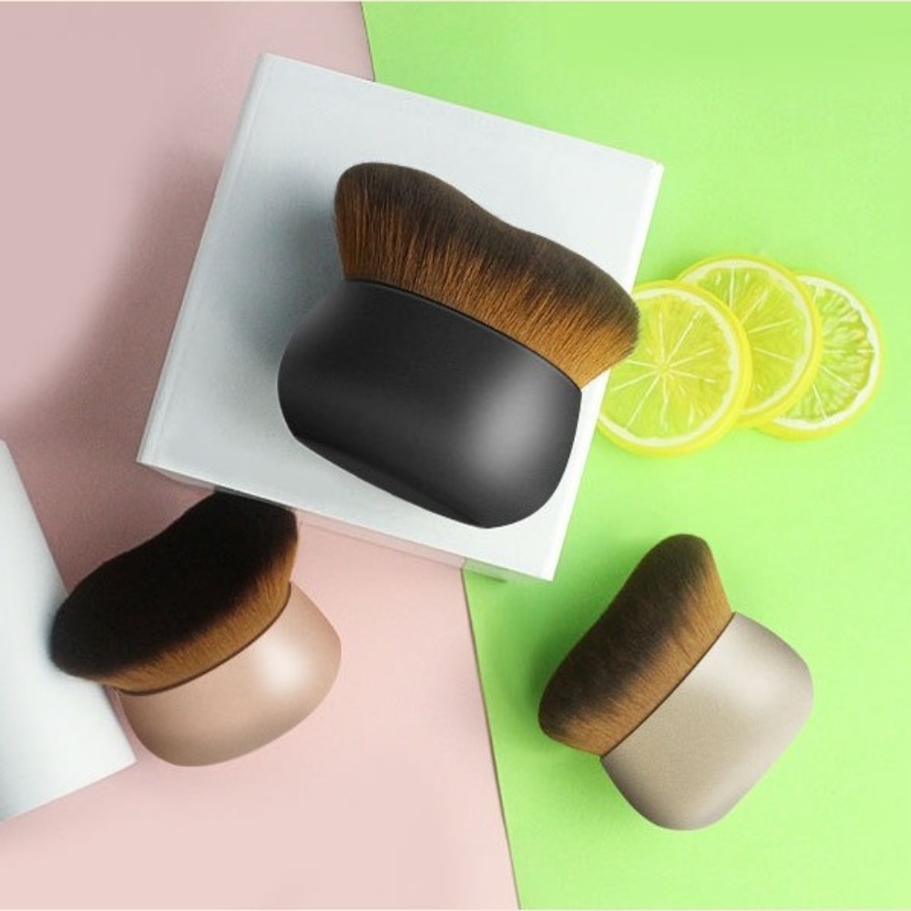 Soft Body Makeup Brush Extra L - Group Head Brush review and price